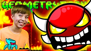 Жду GEOMETRY DASH 2.2 ➤ ПРОКАЧИВАЮ СКИЛЛ! 😎