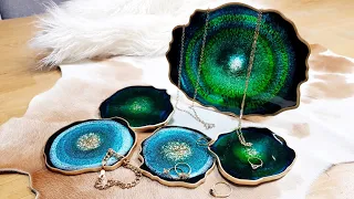 #862 WOW! Incredible Effects In This Epoxy Resin Geode Coaster And Tray Set