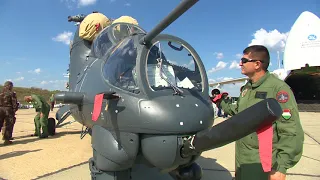 Hazaérkeztek a Mi-24-es harci helikopterek