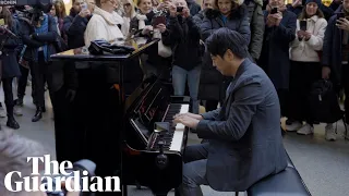 Piano sensation Lang Lang delights audience at St Pancras