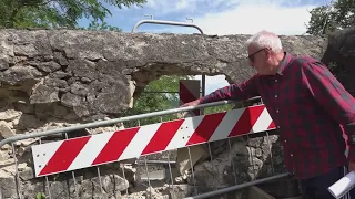 Cimitero a Le Grazie, i cittadini: "Il muro sta crollando"