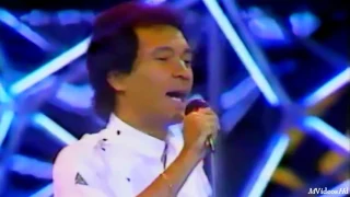 Jessé canta "Cantar" no Globo de ouro (1983)