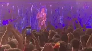 Miley Cyrus & Her Dead Petz - Karen Don't Be Sad - Milky Milky Milk Tour, Chicago, 11-19-2015