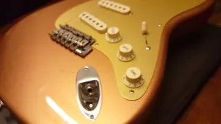 2003 FENDER CUSTOM SHOP CLASSIC PLAYER STRAT DELUXE STRATOCASTER NOISELESS PICKUPS UP CLOSE REVIEW