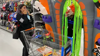 CREEPY CLOWN SCARE PRANK IN WALMART! | Official Tracktion