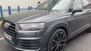 Audi Q7 in Grey