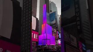 TWICE 트와이스 2023.01.23: MOONLIGHT SUNRISE Amazon Music 뉴욕 타임스퀘어 광고 NY Times Square ad