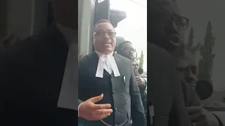 Nnamdi Kanu’s Lawyer, Ifeanyi Ejiofor Speaks To IPOB Members After The Appeal Court Appearance