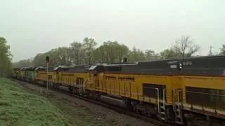 A Must See - A 35 SD40-2 Locomotive Power Move!