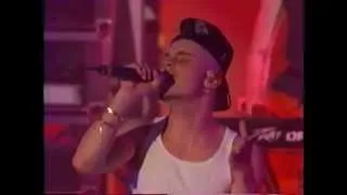 East 17 - Set Me Free (live)