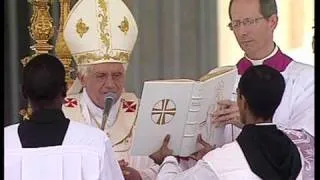 Benedict XVI. Mass with priests 11.06.2010