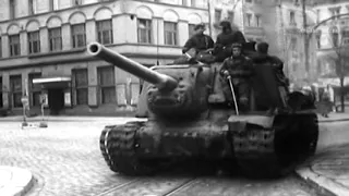 Red Army ISU-152, ISU-122, ISU-122S self-propelled guns (WW2)