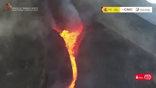 Aerial Footage Shows Lava Erupting From Volcano on Spain's La Palma