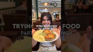 Trying British food as a non-British - PIE AND MASH