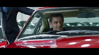 JOHNNY ENGLISH COLPISCE ANCORA - Scena del film in italiano "Aston Martin"