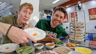 Trying to break the record and eat 62 plates of bánh ướt (Major Fail)🇻🇳