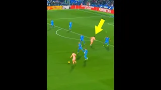 Messi 200 IQ Passes 🧠