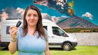 Rescuing our campervan from an erupting volcano 😨