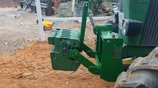 Fabricación de tripuntal delantero en John Deere 3350 con suspensión