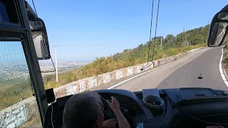 INSANE BUS DRIVING SKILLS - Mount Vesuvius uphill 2,7K60 (Naples)