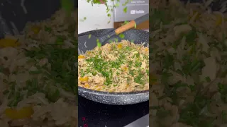 БАКЛАЖАНЫ С РИСОМ И КУРИЦЕЙ ПОД СОУСОМ ТАХИНИ 🤤🔥 #shorts