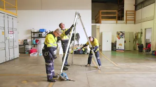 How to Set up a Confined Space Tripod & Winch