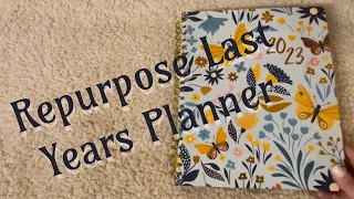 Repurposing your old planner with nothing but scraps, junk journal style.