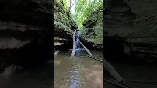 canyon exploring at Starved Rock State Park, Kaskaskia Canyon #hiking #waterfall #statepark