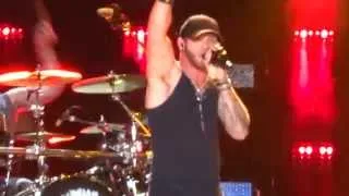 Brantley Gilbert - Small Town Throwdown Ft. Thomas Rhett & Justin Moore Live CMA Fest 2014 1080p HD