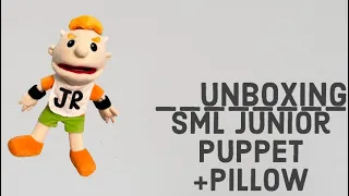Unboxing junior puppet plus pillow
