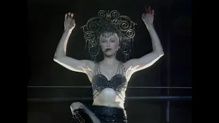 Madonna - Vogue (Live The Girlie Show Sydney) HD