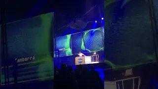 War of the worlds Live at the O2 2022 - NASA ending