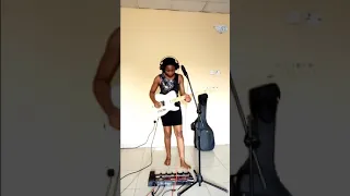 Boss Rc 300 Loop Station freestyle by Helen Ibe .