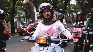 Vespa lovers