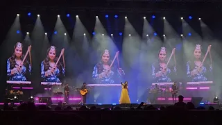 Nagada sang dhol bhaje  | Shreya Ghoshal live in Kochi | All Hearts Tour