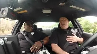 'Shake it Off' Singing Police Officer is Back with a Duet of Your Favorite Hits!