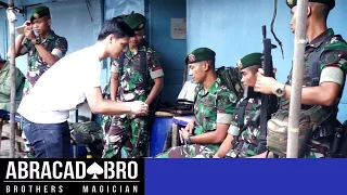 Magician Ask Soldiers To Fight - abracadaBRO DANGEROUS & BEST STREET MAGIC PRANK INDONESIA