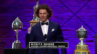 Moritz Seider wins the 2022 Calder Trophy