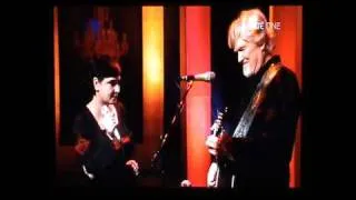 Kris Kristofferson Sinead O Conner "Help me Make it Through the night"