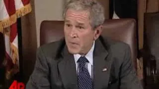 Bush Meets McCain, Obama at White House