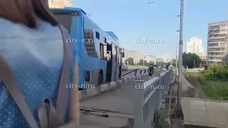 В Новокузнецке «ликвидировался» очередной «синий» автобус