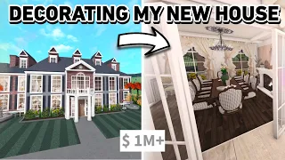 DECORATING MY NEW FAMILY MANSION IN BLOXBURG Part 2