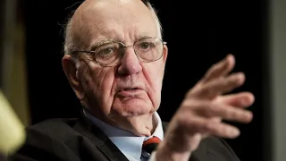 Paul Volcker, Former Federal Reserve Chairman, Dies at 92