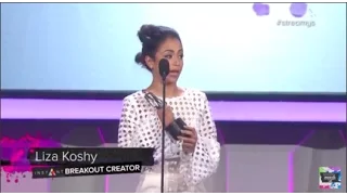 LIZA KOSHY WINS BREAKOUT CREATOR!