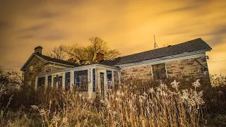 Creepy Abandoned House In The Middle Of Nowhere