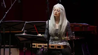 Clapping Music | Steve Reich | arranged and performed by Evelyn Glennie