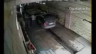 NEW car accident at car wash in Russia!!ДТП автокатастрофе авари