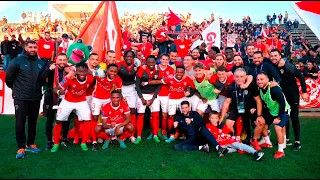 Nîmes Olympique - Girondins de Bordeaux (1-0) : Le tour d'honneur avec les joueurs.