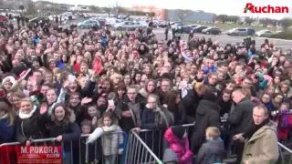 M.Pokora à Auchan Petite-Forêt, Séance dédicaces Le 24/02/2015