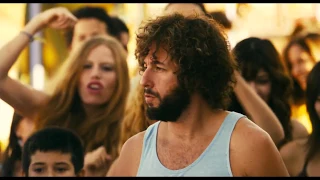 You Don't Mess with the Zohan 2008 opening funny scene 特勤沙龍 開場好笑場景